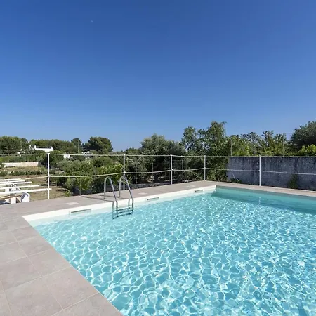 Roma With Pool -